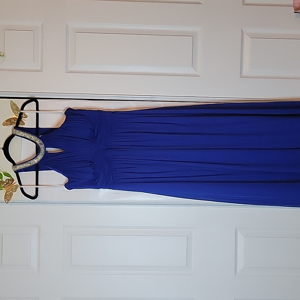 Long drees, with collar open shoulder blue